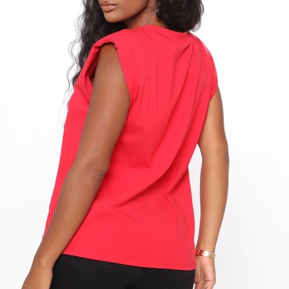 NWT FASHION NOVA Tranquility Padded Shoulder Crop Top in Red/Black - Picture 2 of 5